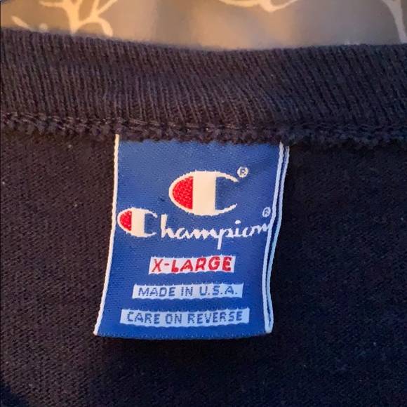 Vintage Champion T-Shirt - Picture 3 of 3